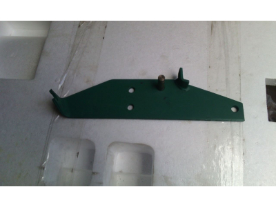 Кронштейн ТНВД WD615, WP10 (под 2 отв.) HOWO (ХОВО) VG9100570015 фото 1 Казань